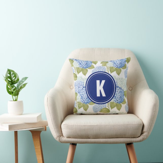 Elegantes Blue Hydragea Blume Muster Monogramm Kissen (Stuhl )