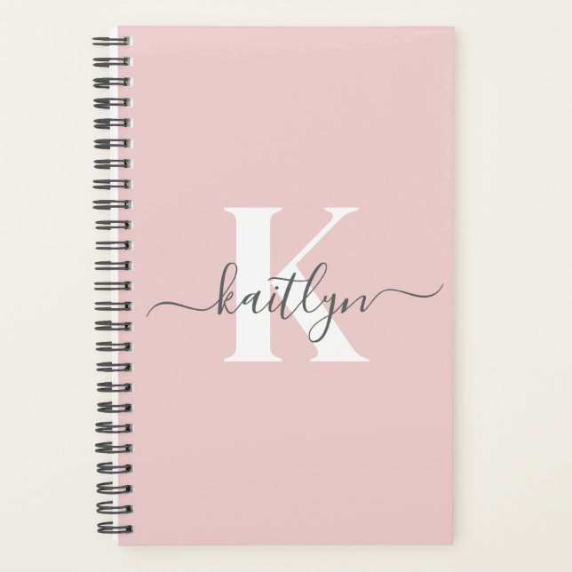 Elegantes Blush Pink Gray Script Monogram Planer (Vorderseite)