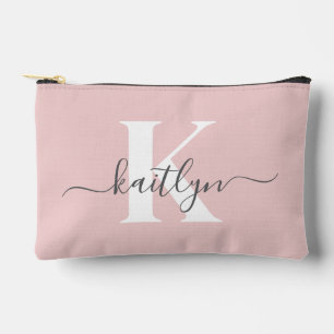 Elegantes Blush Pink Gray Script Monogram Zubehörtasche