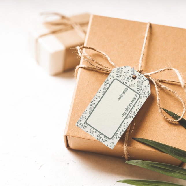 Elegantes Boho-Sage-Crem-Blumenmuster Geschenkanhänger (Von Creator hochgeladen)