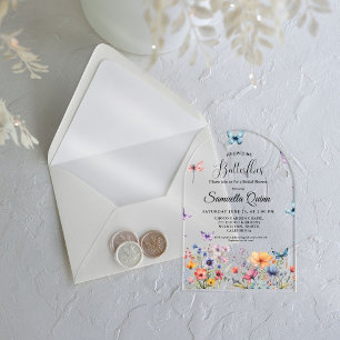 Elegantes Brautparty mit Wasserfarben Acryleinladungen
