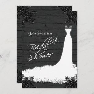 Elegantes Bridal Gown auf rustikalem Schwarzwald Einladung