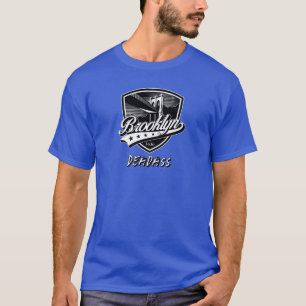 Elegantes Brooklyn-Swoosh-Logo-Design T-Shirt