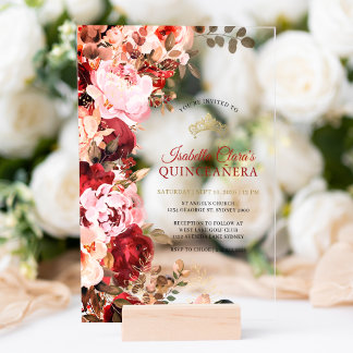 Elegantes Burgunder Blumen Gold Quinceanera Acryleinladungen