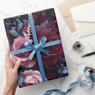 Elegantes Burgunder-Rosen-Marine Blumenmuster Geschenkpapier