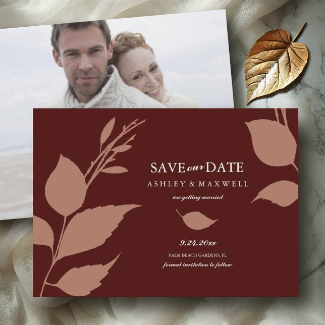 Elegantes Burgundy-Foto speichert die Datumskarten Save The Date (Burgundy wedding save the dates cards)