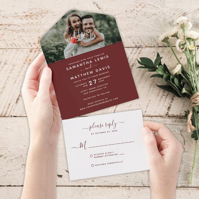 Elegantes Burgundy Red Calligraphy Foto Wedding All In One Einladung (Von Creator hochgeladen)