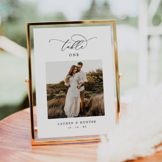 Elegantes Calligrafy Script-Foto Hochzeit Tischnummer (Von Creator hochgeladen)