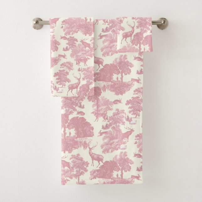 Elegantes Chic Light Pink Toile Deer Woodland Badhandtuch Set (Insitu)