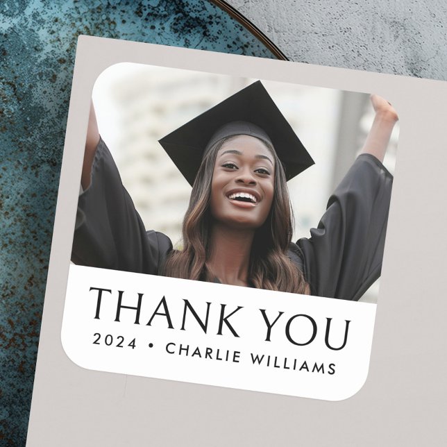 Elegantes Classic Abschluss Foto Vielen Dank Quadratischer Aufkleber (Elegant classic graduation photo thank you square sticker)