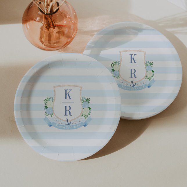 Elegantes Coastal Monogram Polterabend Party Pappteller (Elegant coastal monogram paper plates for beach theme wedding or couples shower party)