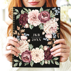 Elegantes Dark Floral Wreath Custom Monogram Planer