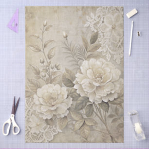 Elegantes Dekor mit weißer Blüte Seidenpapier
