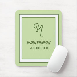 Elegantes dunkelgrünes Rahmen-Script-Monogramm Mousepad