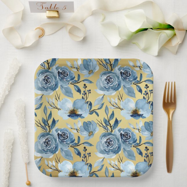 Elegantes Dusty Blue Floral & Gold Square Party Pappteller (Hochzeit)