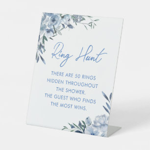 Elegantes Dusty Blue Ring Hunt Brautparty Game Sockelschild