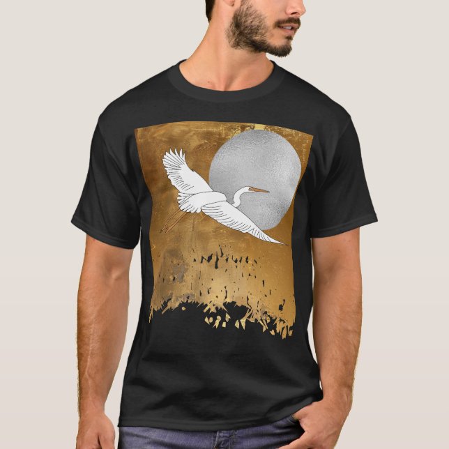 Elegantes Egret, Silbermond und goldene Felder T-Shirt (Vorderseite)