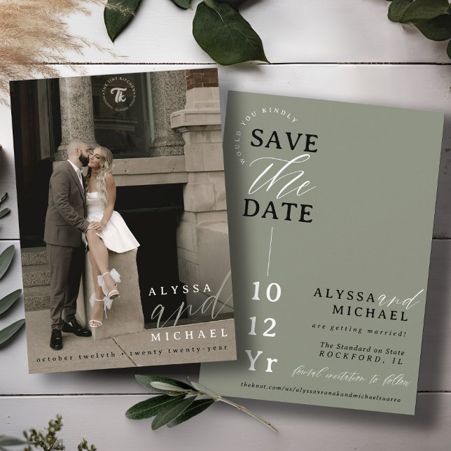 Elegantes einfaches, modernes, weites Grün Foto Ho Save The Date (Elegant modern photo typography script simple wedding save the date, black & white, moss, sage green)