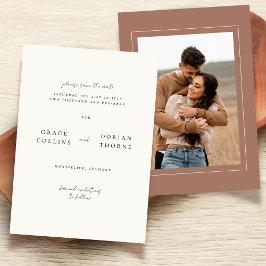 Elegantes, einfaches, neutrales Mocha Mousse Foto Save The Date