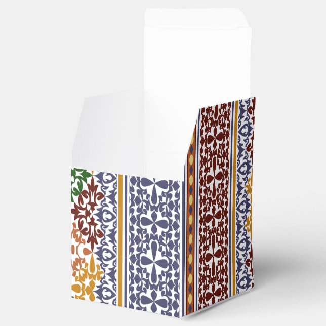 elegantes ethnisches Muster Geschenkschachtel (Geöffnet)