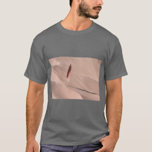 Elegantes Feder-T-Shirt – Leicht, Weich & Grazie  T-Shirt