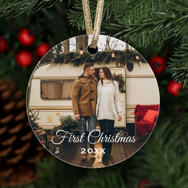 Elegantes First Christmas Foto Keepake Ornament (Von Creator hochgeladen)