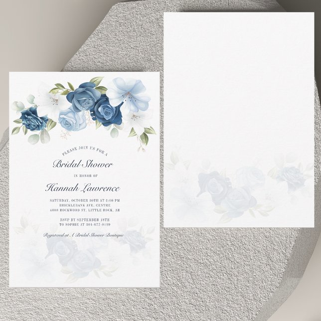 Elegantes floral Dusty Blue Brautparty Einladung (Elegant Floral Dusty Blue Bridal Shower Invitation)