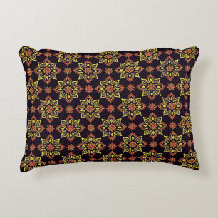 Elegantes Floral Mandala Muster Dekokissen