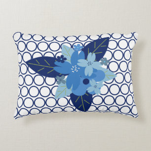 Elegantes florales Muster Blaue monochrome Gestalt Dekokissen