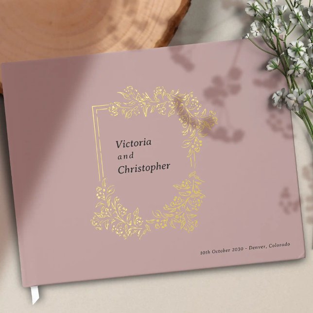 Elegantes florales Wappen Klassische botanische Ho Gästebuch (Elegant Romantic Wedding Guest Book with Gold Foil)