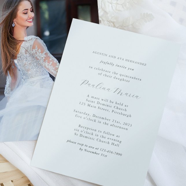 Elegantes formales religiöses Quinceañera-Foto Einladung (Formal and elegant blue quinceanera photo invitation.)