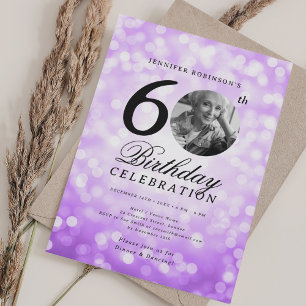Elegantes Foto 60. Geburtstagsparty Lila Bokeh Einladung