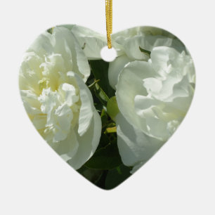 Elegantes Foto aus weißer Blume mit Blumen Keramikornament