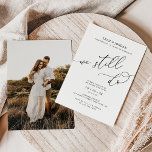 Elegantes Foto, das wir noch immer feiern Einladung<br><div class="desc">Feiern Sie Ihr Zinn- oder Aluminiumjubiläum mit unserem eleganten Foto "We Still Do" Hochzeitsszenario Erneuerbare Einladung. Diese Einladung verbindet Raffinesse und Sentimentalität, sodass Sie Ihre Liebe mit einem hochgeschätzten Foto präsentieren können. Das elegante Design und das herzliche Set sind der perfekte Ton für Ihre gelungene Erneuerungsfeier, ob es sich nun...</div>