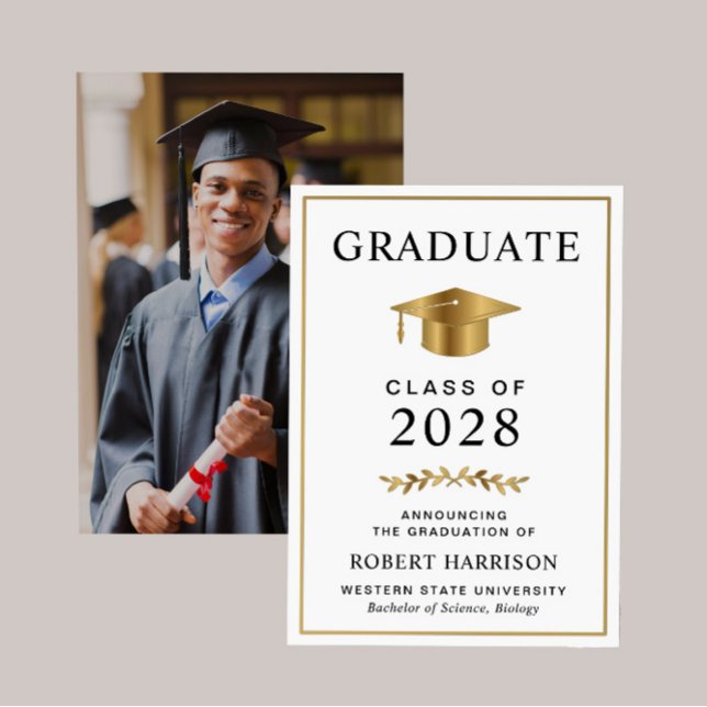 Elegantes Foto Gold Grad Cap Uni-Abschluss Ankündigung (Cherish the milestone: share your graduate's achievement with a custom photo graduation announcement)
