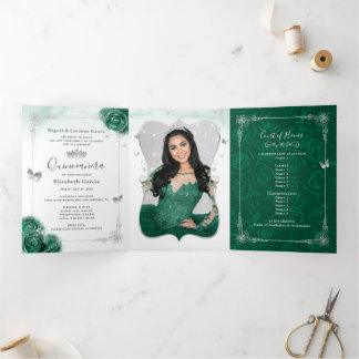 Elegantes Foto Grüne Rose Silver Quinceanera Dreifach Gefaltete Einladung
