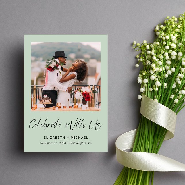 Elegantes Foto Hochzeitsempfang Einladung (Celebrate your love story with a reception invitation showcasing your favorite wedding photo)