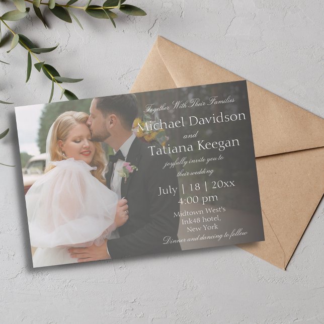 elegantes Foto mit weißer Schrift Einladung (Von Creator hochgeladen)