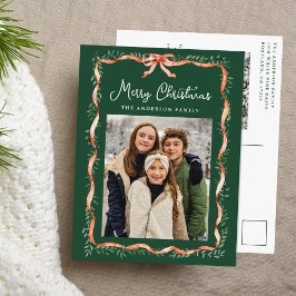 Elegantes Foto Red Ribbon and Greenery 2 Feiertagspostkarte