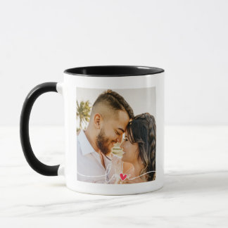 Elegantes Foto von romantischem Paar mit Liebessch Tasse