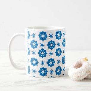 Elegantes geometrisches, blau-weißes Muster Kaffeetasse