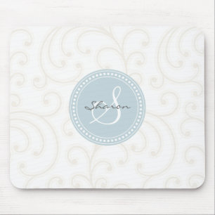 Elegantes girly beige weißes Blumenmustermonogram Mousepad