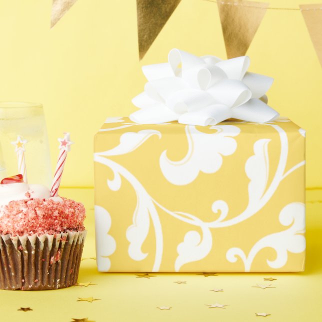 Elegantes girly gelbes Blumenmustermonogramm Geschenkpapier (Geburtstagsparty)