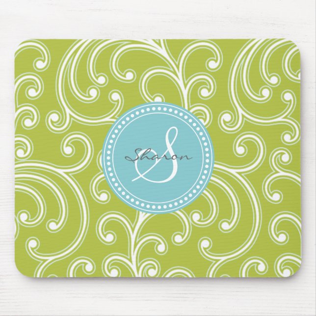 Elegantes girly grünes Blumenmustermonogramm Mousepad (Vorne)