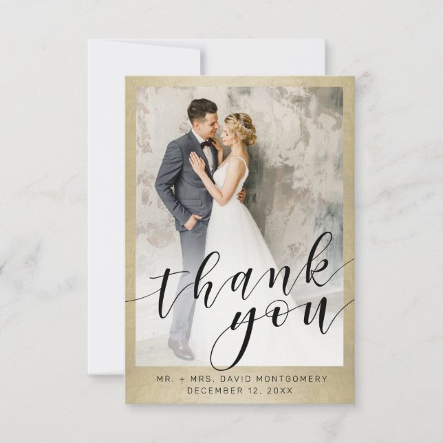 Elegantes Gold Black Script Wedding Foto Vielen Da Dankeskarte (Vorderseite)