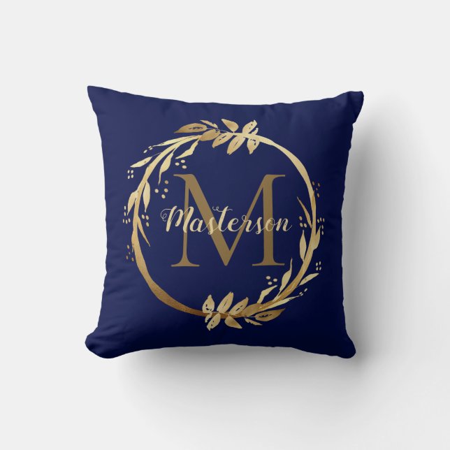 Elegantes Gold Blue Foliage Wreath Family Monogram Kissen (Vorderseite)