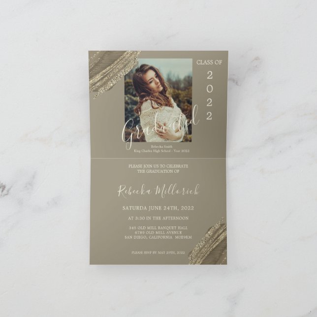 Elegantes Gold Brown Green Graduation Party Foto Einladung (Innenseite)