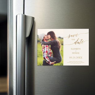 Elegantes Gold Calligraphy Ivory Foto Save the Dat Magneteinladung