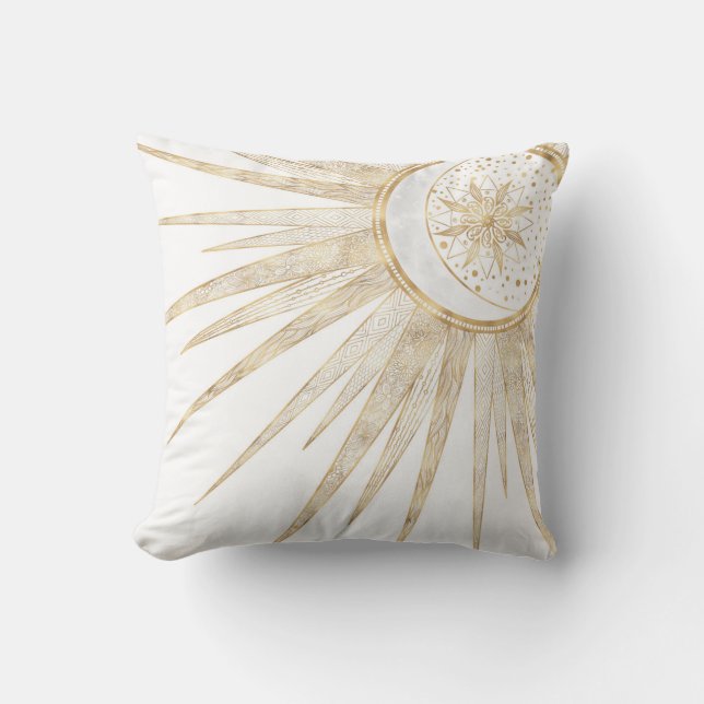 Elegantes Gold Doodles Sun Moon Mandala Design Kissen (Vorderseite)