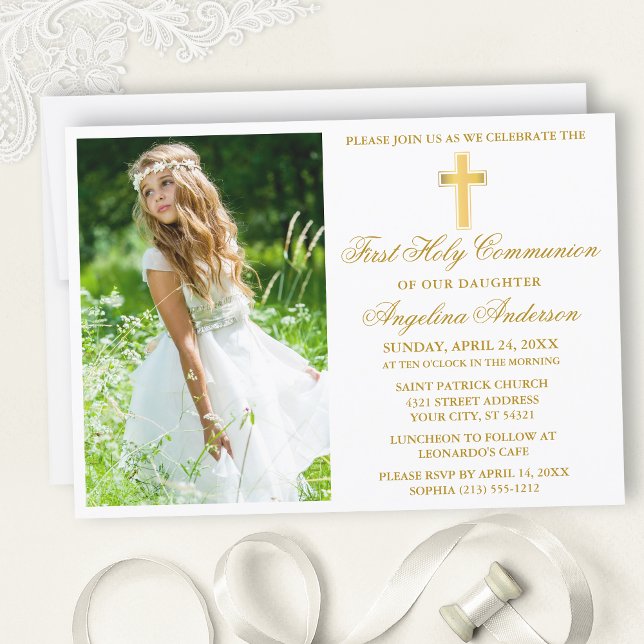 Elegantes Gold First Communion Foto Einladung (Customize to change text color, size, style or to add more text to back of card.)